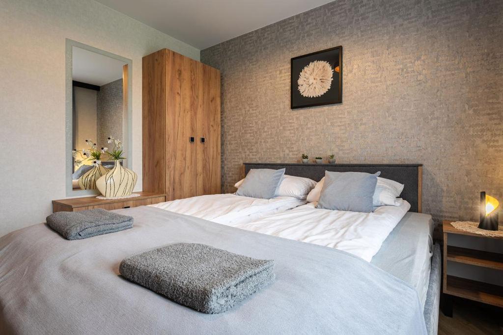Apartamenty Ksiezycowe Spa - Tatra View - Golden Apartments Zakopane Buitenkant foto